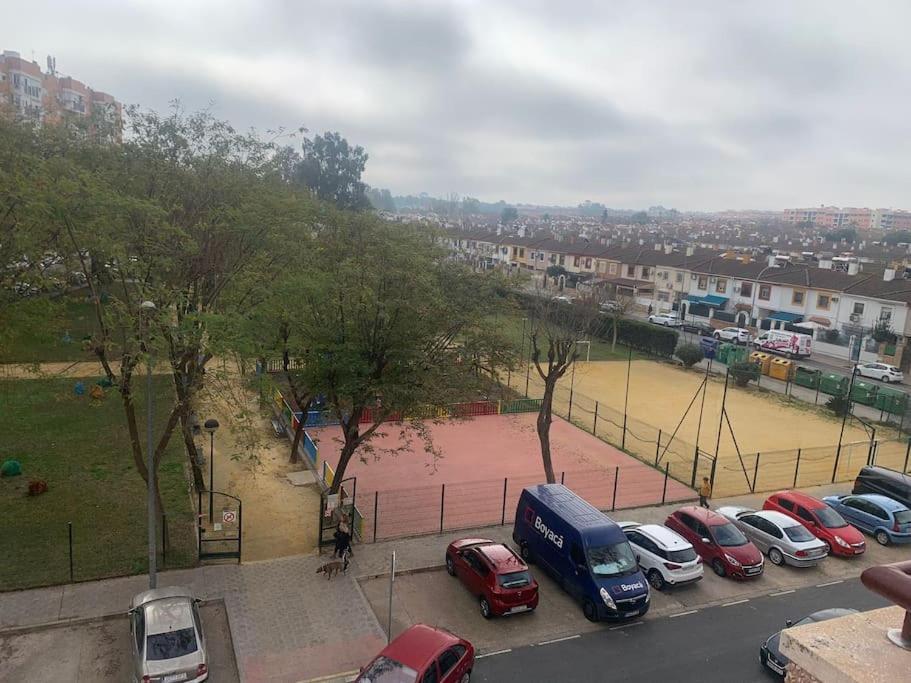 도스헤르마나스 Vistas Desde Montequinto 아파트 외부 사진