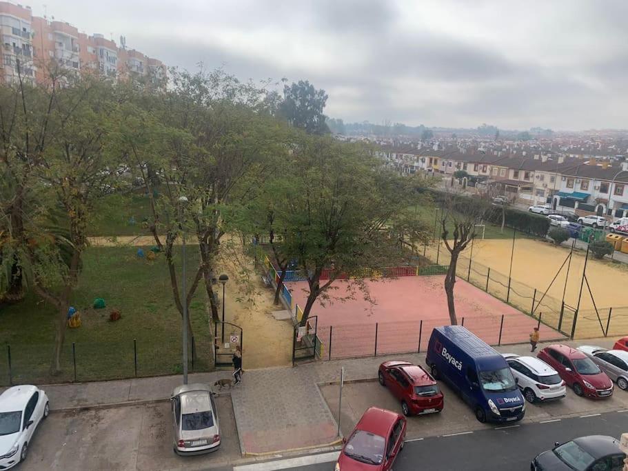 도스헤르마나스 Vistas Desde Montequinto 아파트 외부 사진